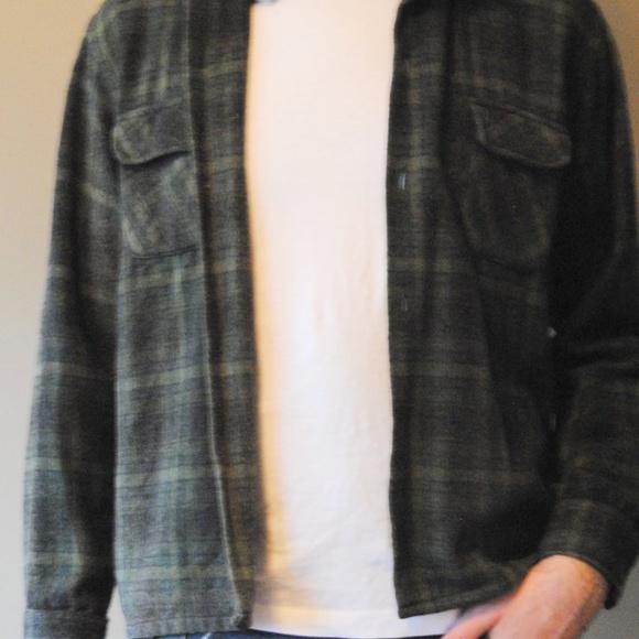 Boxy Wool Button Up - Picture 3 of 3